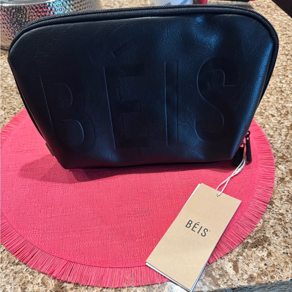BÉIS The Cosmetic Pouch in Black NWT